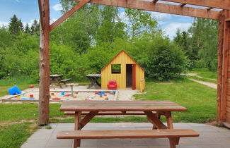 Photo 2 - Maison de 4 chambres à Fårvang avec piscine et terrasse