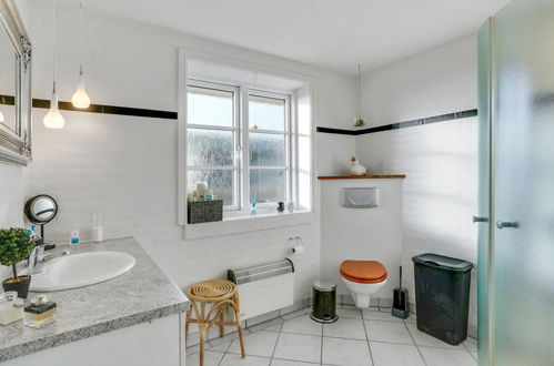Photo 6 - Maison de 3 chambres à Øster Assels avec terrasse et bain à remous