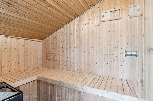 Photo 10 - Maison de 3 chambres à Harrerenden avec terrasse et sauna