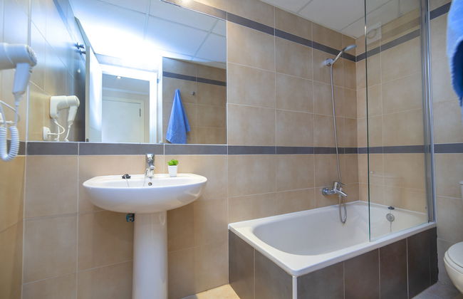 Appartamento con 2 camere da letto a Calp con piscina e terrazza - Foto 12
