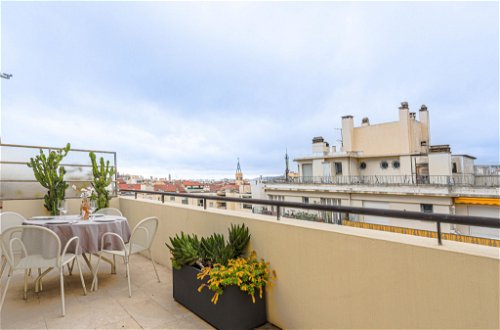 Foto 14 - Apartamento de 1 quarto em Nice com jardim e vistas do mar