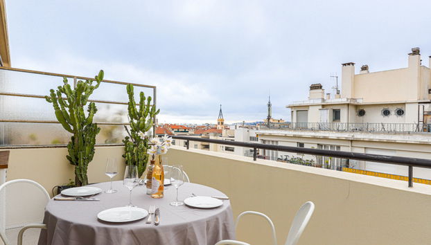 1 bedroom Apartment in Nice with garden and terrace - Photo 2