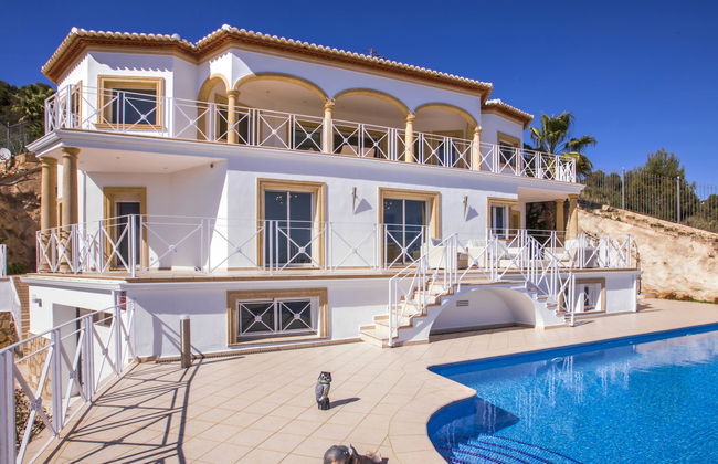 Casa de 4 quartos em Jávea com piscina privada e jardim - Foto 28