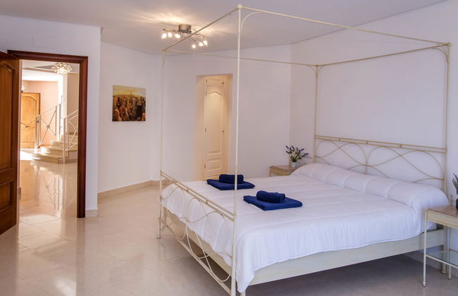 Casa de 4 quartos em Jávea com piscina privada e jardim - Foto 18