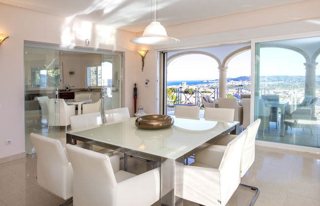 Casa de 4 quartos em Jávea com piscina privada e jardim - Foto 8