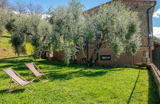 Foto 1 - Casa de 2 habitaciones en Scansano con jardín y vistas al mar