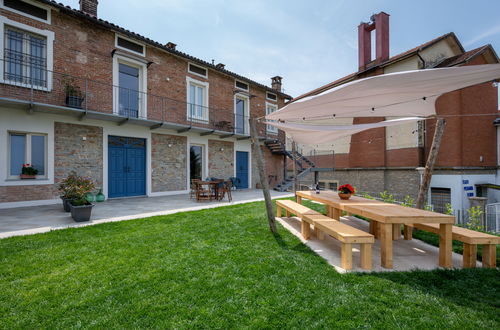 Photo 23 - Appartement de 1 chambre à Calosso avec piscine et jardin