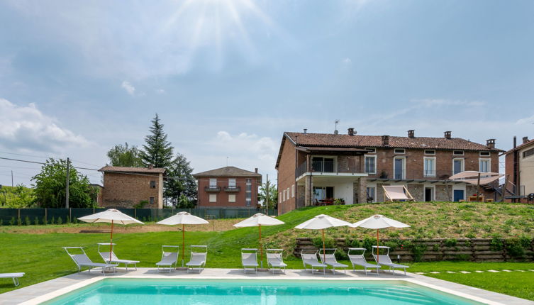 Foto 1 - Apartamento de 1 habitación en Calosso con piscina y jardín