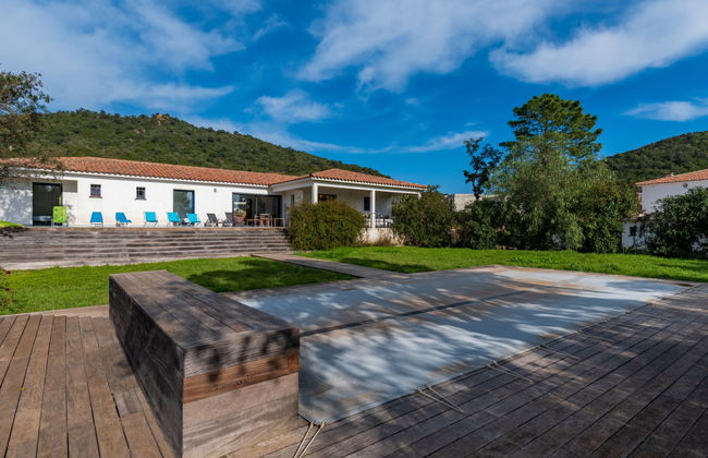 Casa de 4 quartos em Zonza com piscina privada e jardim - Foto 37