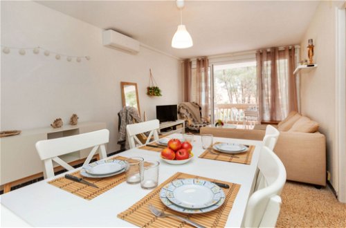 Photo 9 - 1 bedroom Apartment in Salou with swimming pool and sea view