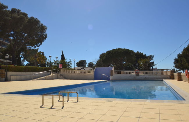 Apartamento de 2 quartos em Salou com piscina e jardim - Foto 1