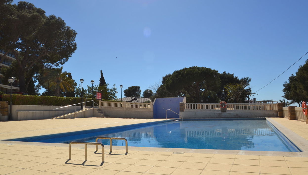 Apartment mit 2 Schlafzimmern in Salou mit schwimmbad und garten - Foto 1