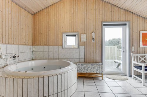 Foto 16 - Casa de 4 habitaciones en Harboøre con terraza y sauna