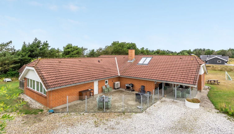 Foto 1 - Casa de 4 habitaciones en Ringkøbing con piscina privada y terraza