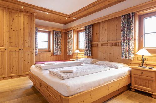 Photo 4 - Appartement de 4 chambres à Reith bei Kitzbühel avec sauna et vues sur la montagne