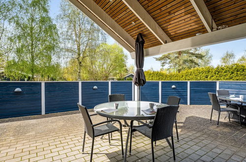Photo 4 - Maison de 4 chambres à Væggerløse avec terrasse et sauna