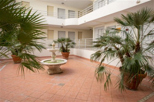 Photo 16 - 1 bedroom Apartment in Villeneuve-Loubet with swimming pool and sea view