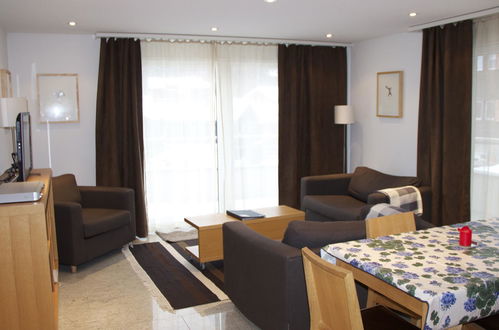 Photo 14 - 2 bedroom Apartment in Saas-Fee with sauna and hot tub