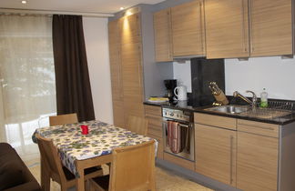 Photo 2 - 2 bedroom Apartment in Saas-Fee with sauna and hot tub