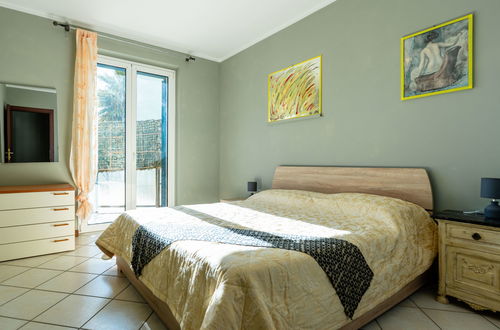 Photo 13 - 1 bedroom Apartment in Riva Ligure with garden