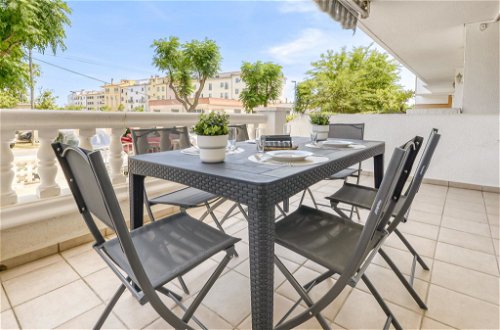Photo 16 - Appartement de 1 chambre à Castelló d'Empúries avec terrasse et vues à la mer