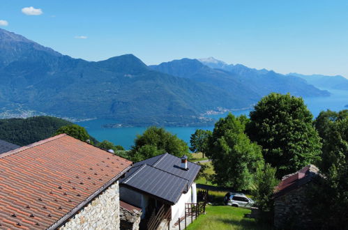 Photo 29 - Maison de 1 chambre à Peglio avec vues sur la montagne