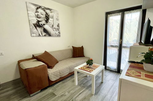 Foto 6 - Casa con 2 camere da letto a Sorico con giardino e terrazza