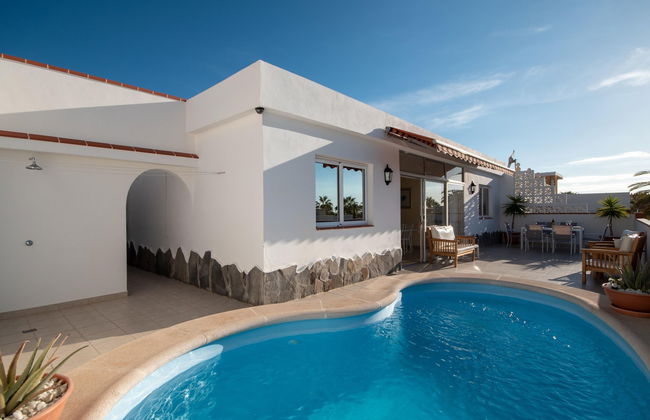 Maison de 3 chambres à Arona avec piscine privée et jardin - Photo 1