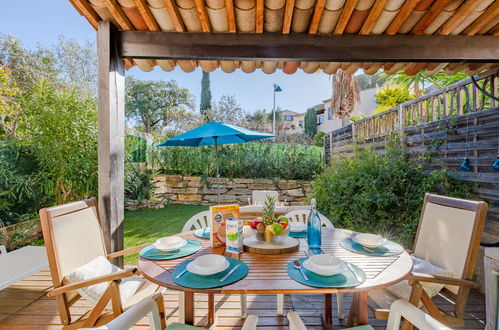 Foto 4 - Casa de 4 habitaciones en Sainte-Maxime con piscina y jardín