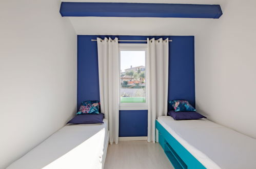 Foto 14 - Casa con 4 camere da letto a Sainte-Maxime con piscina e vista mare