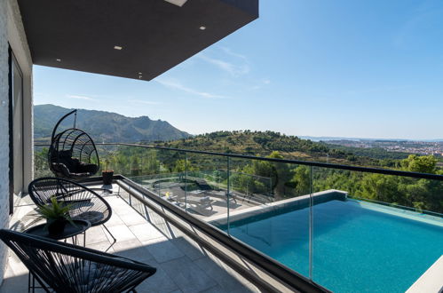 Foto 47 - Casa de 5 quartos em Klis com piscina privada e terraço