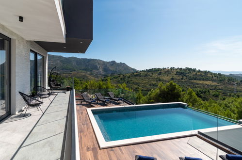 Foto 1 - Haus mit 5 Schlafzimmern in Klis mit privater pool und blick aufs meer