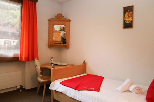 Foto 11 - Appartamento con 3 camere da letto a Klosters con giardino e vista sulle montagne