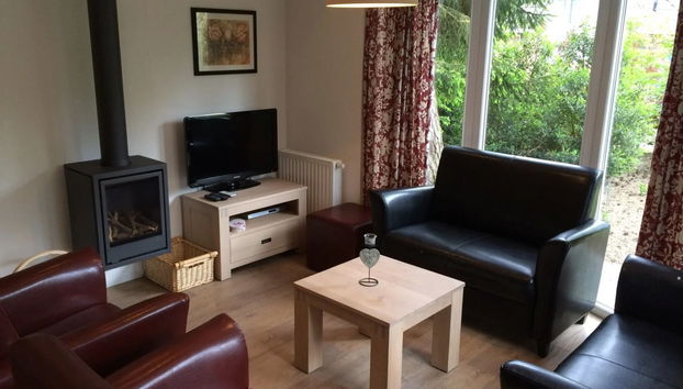 Casa con 4 camere da letto a Beekbergen con piscina e giardino - Foto 2