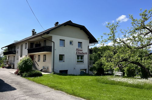 Foto 14 - Appartamento con 2 camere da letto a Velden am Wörther See con giardino e vista sulle montagne