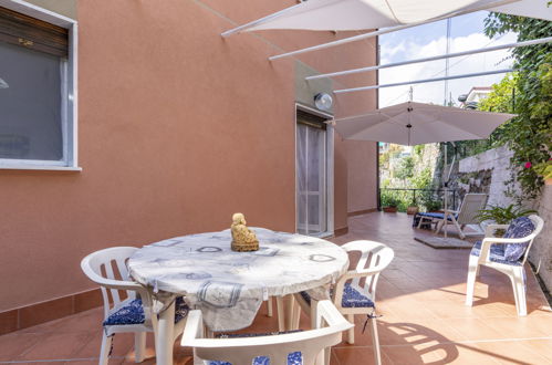 Photo 1 - 1 bedroom Apartment in Alassio with garden and terrace