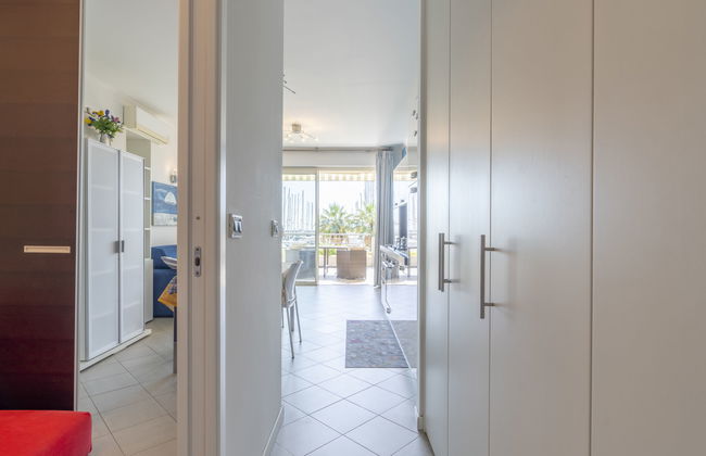 Apartamento de 2 quartos em Santo Stefano al Mare com piscina e jardim - Foto 15