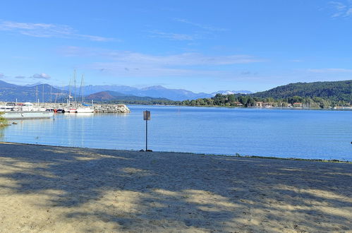 Foto 4 - Apartamento de 1 habitación en Castelletto Sopra Ticino con jardín y vistas a la montaña