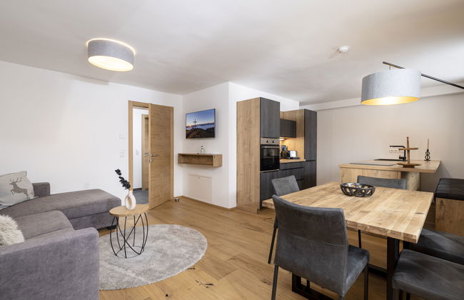 Apartamento de 2 quartos em Söll com jardim e terraço - Foto 1