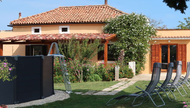 Casa con 3 camere da letto a Marčana con piscina privata e giardino - Foto 2