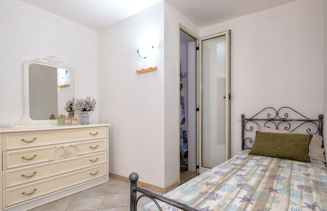 Haus mit 4 Schlafzimmern in Aglientu mit garten - Foto 30