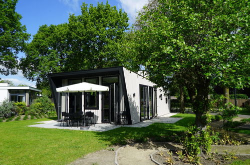 Photo 1 - Maison de 3 chambres à Kaatsheuvel avec piscine et terrasse