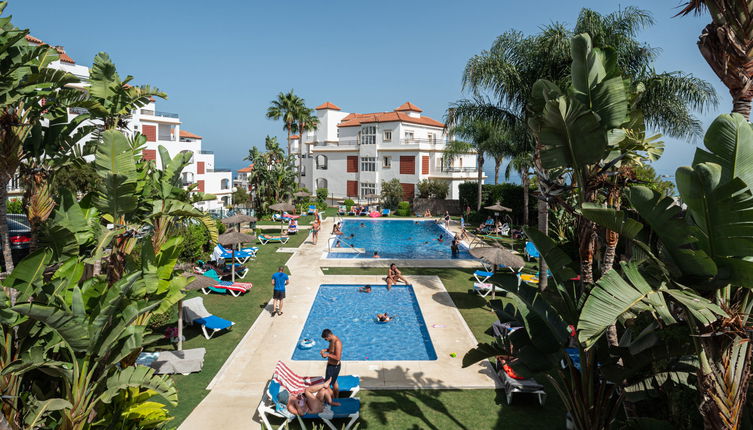 Photo 1 - Appartement de 2 chambres à Manilva avec piscine et vues à la mer