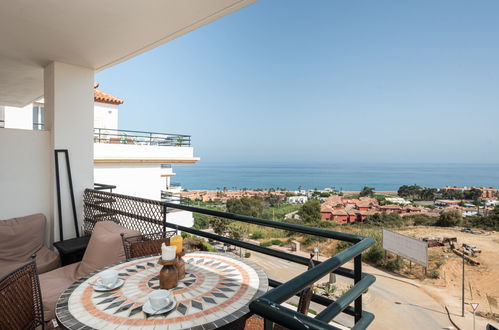 Photo 2 - 2 bedroom Apartment in Manilva with swimming pool and sea view