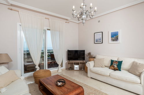 Photo 6 - 2 bedroom Apartment in Manilva with swimming pool and sea view