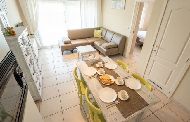 Apartamento de 2 quartos em De Haan com piscina e jardim - Foto 2