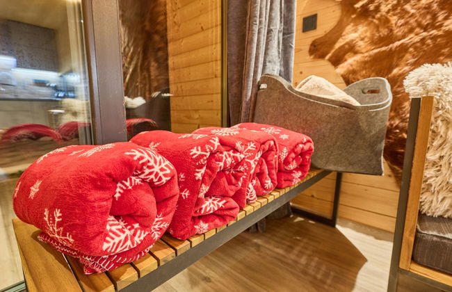 Casa de 3 quartos em Mladé Buky com piscina e jardim - Foto 18