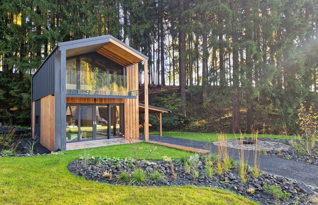 Casa de 3 quartos em Mladé Buky com piscina e jardim - Foto 48