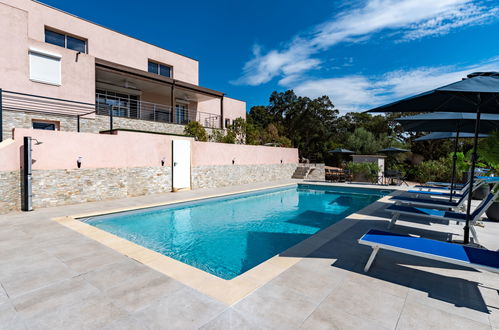 Foto 6 - Casa de 4 quartos em Porto-Vecchio com piscina privada e jardim