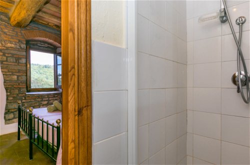Foto 19 - Appartamento con 2 camere da letto a Greve in Chianti con piscina e giardino